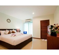 Готель Deva Patong Suites Hotel, 3★
