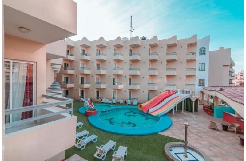 Готель Dexon Roma Hotel & Aqua Park (ex. Roma Host Way Aqua Park), 4★