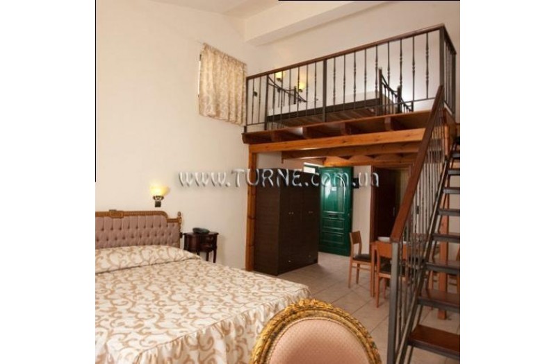 Готель Dias Hotel & Apts, 3★ Готель Dias Hotel & Apts, 3★
