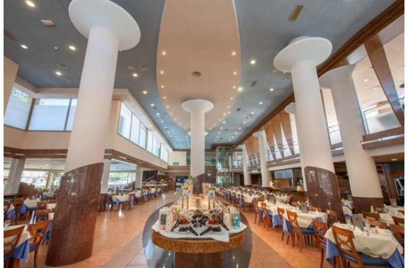 Готель Dorada Palace, 4★