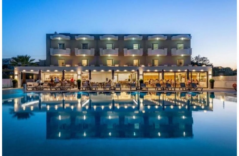 Готель Dore Hotel, 4★
