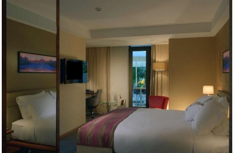 Готель Double Tree By Hilton Hotel Istanbul-Old Town, 5★ Готель Double Tree By Hilton Hotel Istanbul-Old Town, 5★
