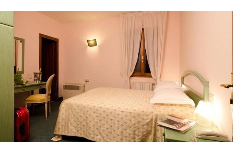 Готель Eden Park Resort, 3★ Готель Eden Park Resort, 3★