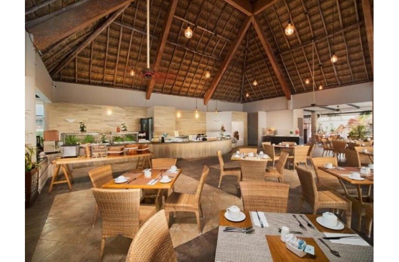 Готель El Cid La Ceiba Beach, 4★ Готель El Cid La Ceiba Beach, 4★