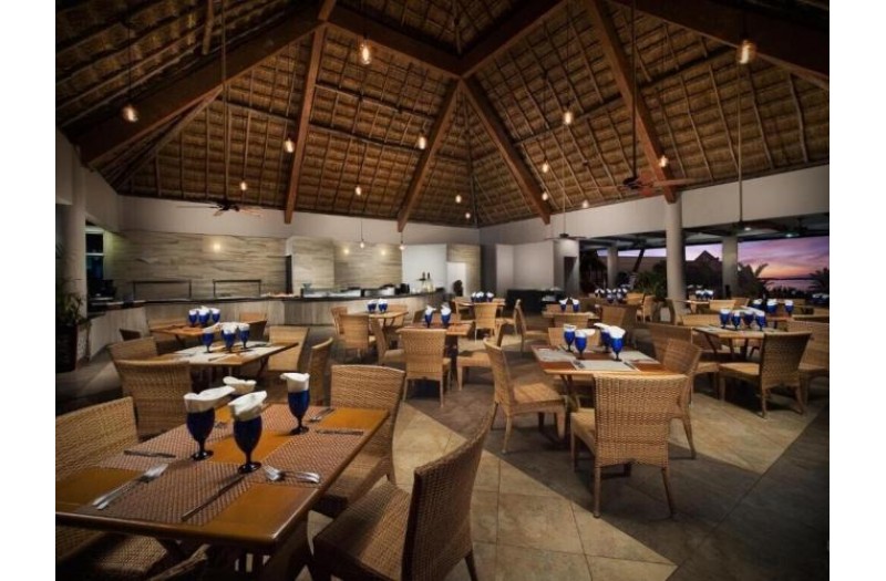 Готель El Cid La Ceiba Beach, 4★ Готель El Cid La Ceiba Beach, 4★