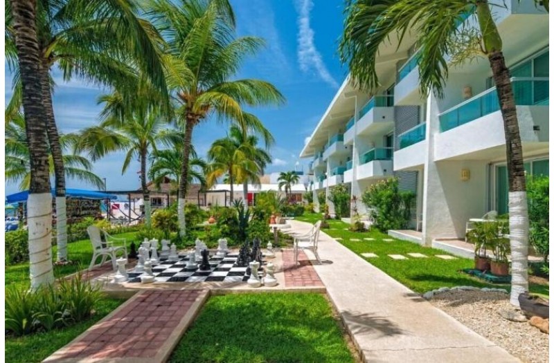 Готель El Cid La Ceiba Beach, 4★ Готель El Cid La Ceiba Beach, 4★
