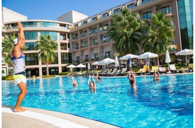 Готель Eldar Resort Hotel, 4★