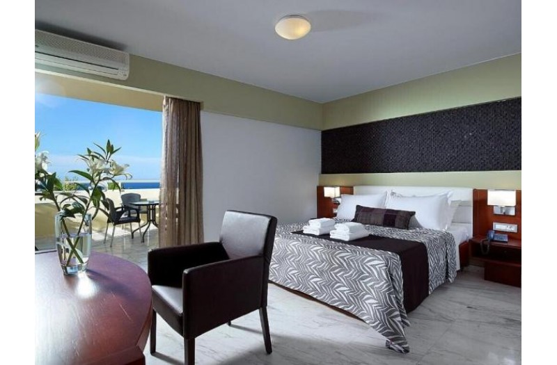 Готель Eleftheria Hotel, 3★