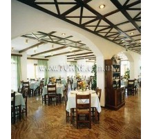 Готель Eleni Beach Hotel, 3★