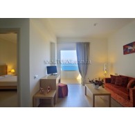 Готель Eleni Beach Hotel, 3★