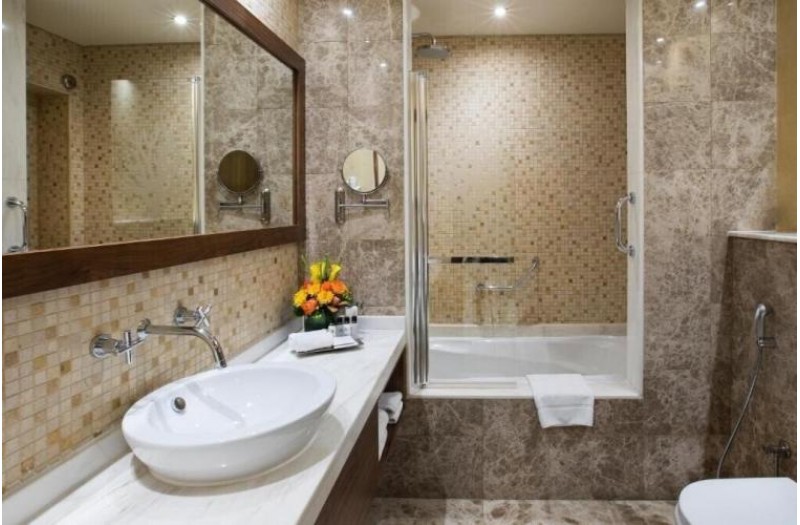 Готель Elite Byblos Hotel (ex. Coral Dubai Al Barsha), 5★