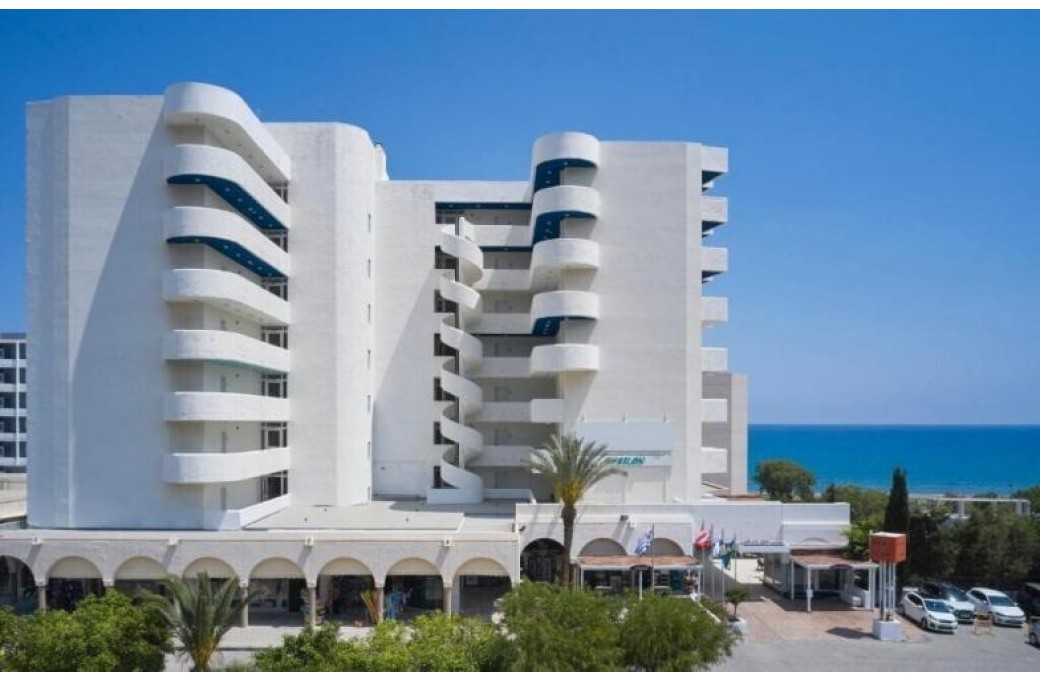 Готель Epsilon Apartment, 3★