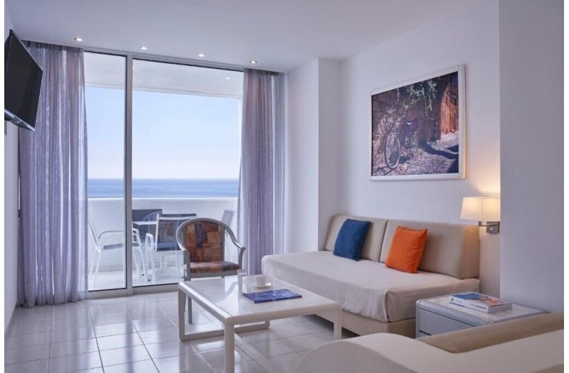 Готель Epsilon Apartment, 3★