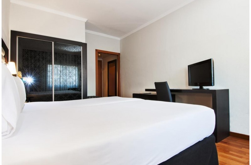 Готель Eurostar Cristal Palace, 4★ Готель Eurostar Cristal Palace, 4★