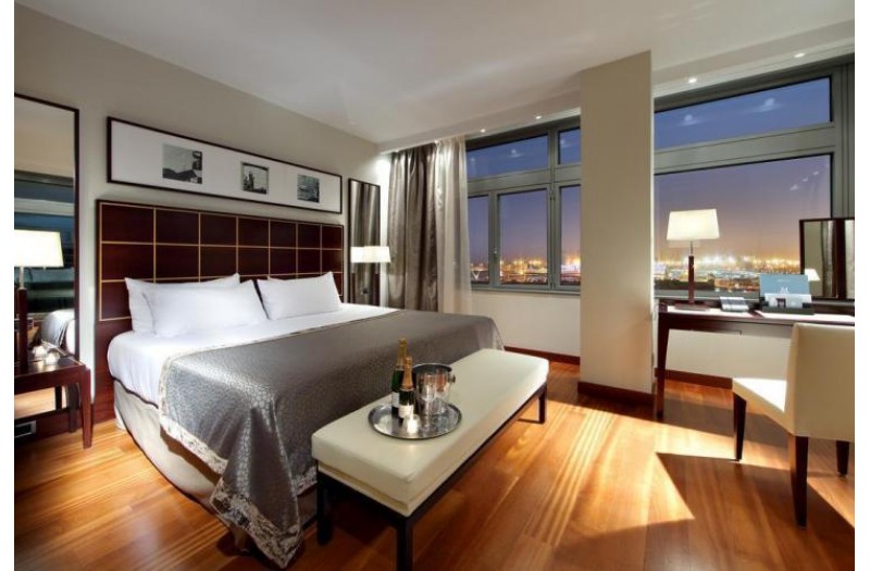 Готель Eurostars Grand Marina, 5★