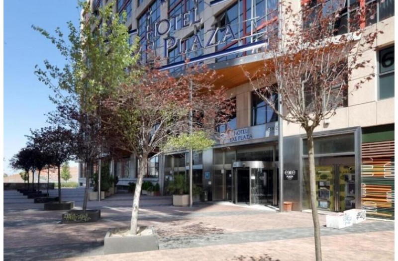 Готель Exe Puerta Castilla, 4★