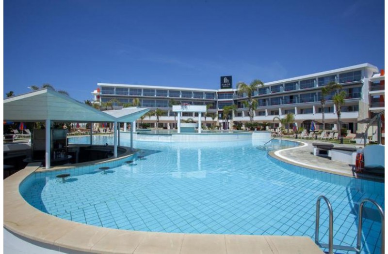 Готель Faros Hotel, 4★