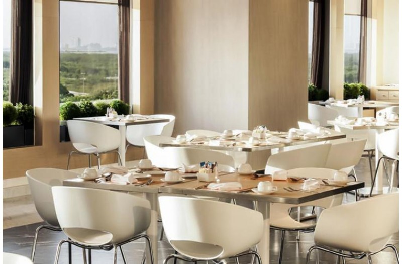 Готель Fiesta Inn Cancun Las Americas, 4★ Готель Fiesta Inn Cancun Las Americas, 4★