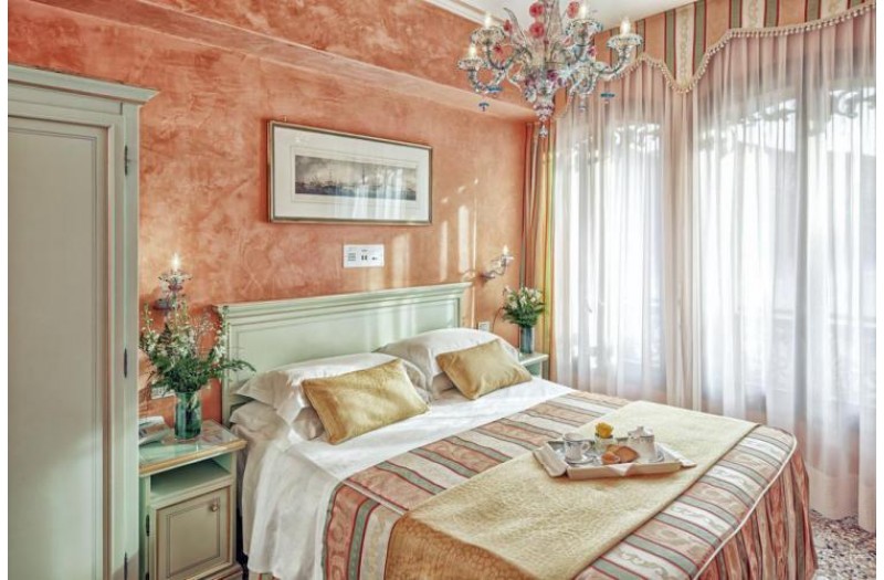 Готель Firenze, 3★ Готель Firenze, 3★