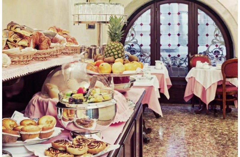 Готель Firenze, 3★ Готель Firenze, 3★