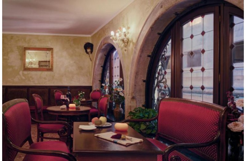 Готель Firenze, 3★ Готель Firenze, 3★