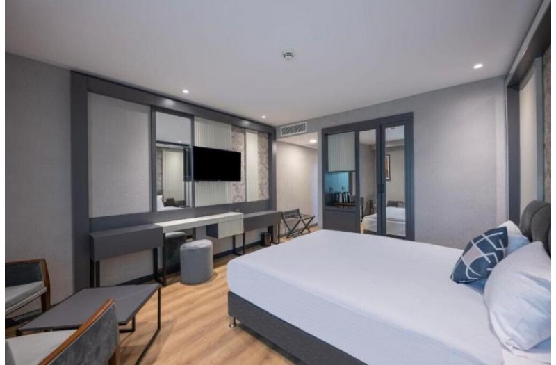 Готель Four Points Express By Sheraton Antalya Lara, 4★ Готель Four Points Express By Sheraton Antalya Lara, 4★