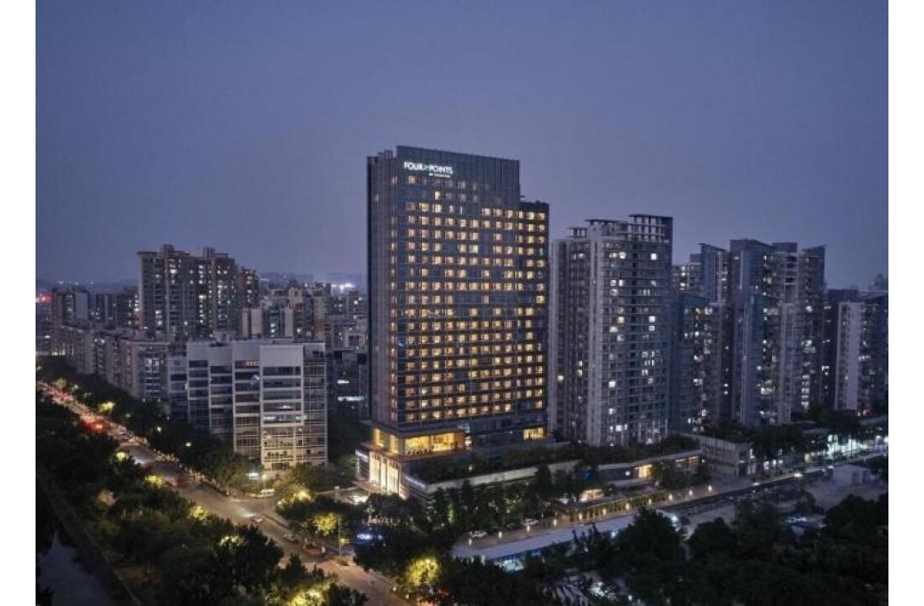Готель Four Points by Sheraton, 5★