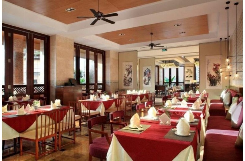 Готель Four Season Ocean Courtyard Hotel, 5★