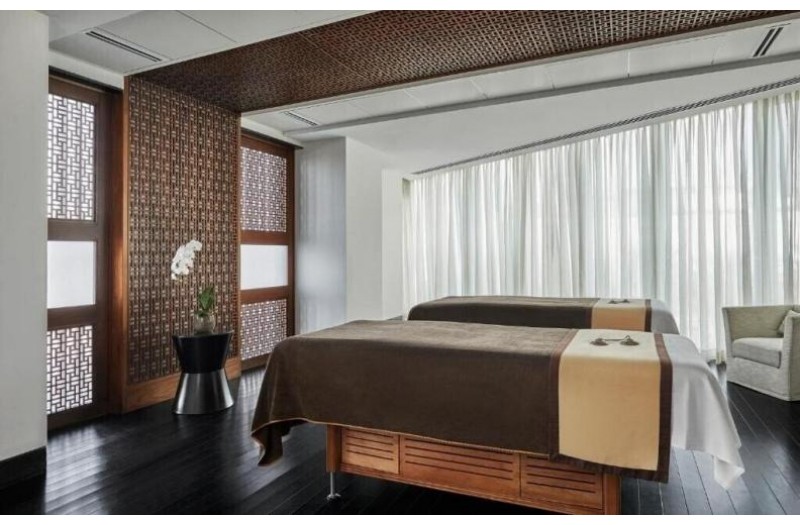 Готель Four Seasons Al Maryah Island Abu Dhabi, 5★ Готель Four Seasons Al Maryah Island Abu Dhabi, 5★