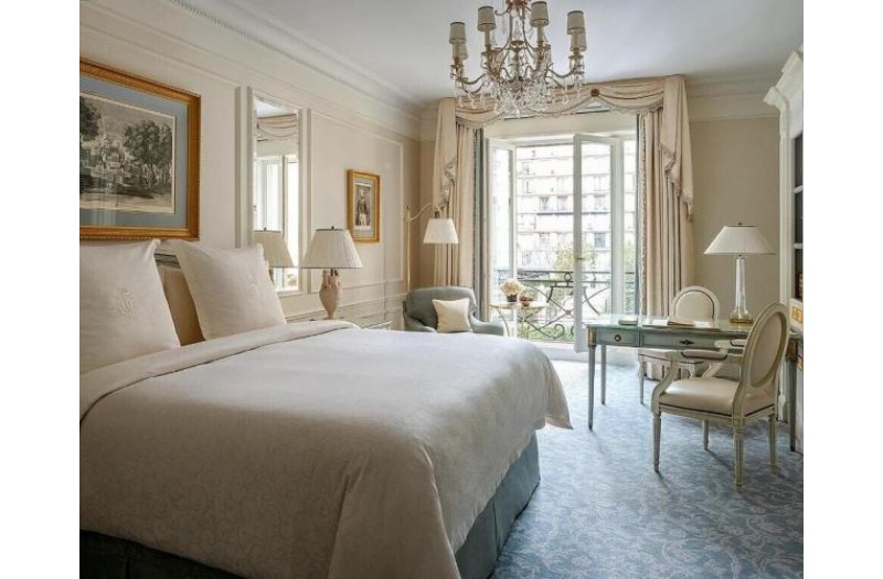 Готель Four Seasons Hotel George V, 5★ Готель Four Seasons Hotel George V, 5★