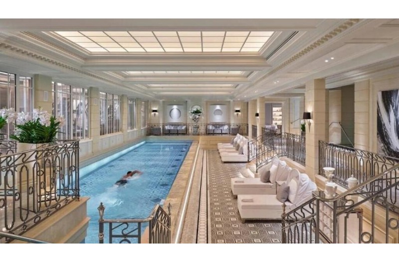 Готель Four Seasons Hotel George V, 5★ Готель Four Seasons Hotel George V, 5★