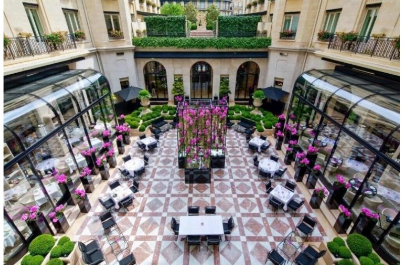Готель Four Seasons Hotel George V, 5★ Готель Four Seasons Hotel George V, 5★