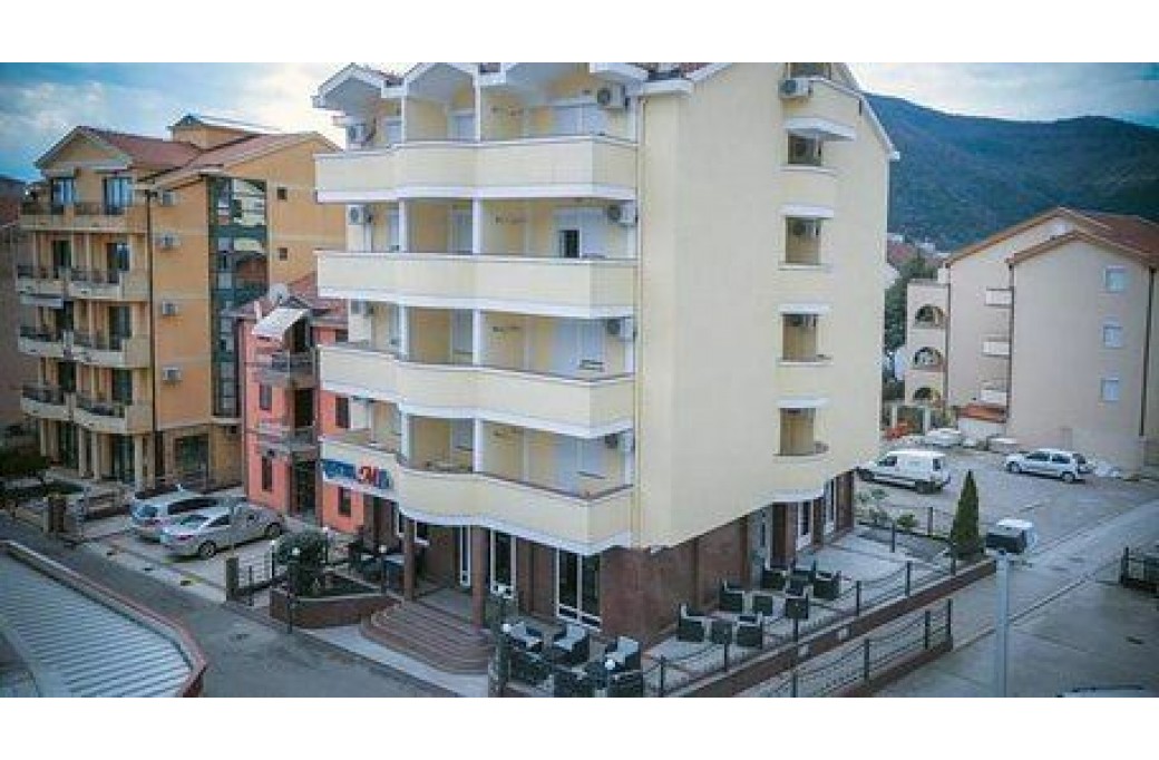 Готель Garni Hotel Mb, 3★ Готель Garni Hotel Mb, 3★