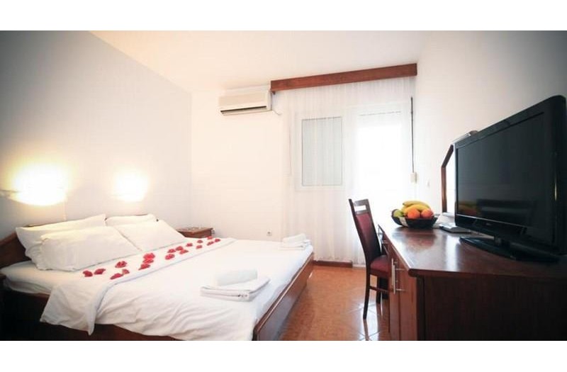 Готель Garni Hotel Mb, 3★ Готель Garni Hotel Mb, 3★