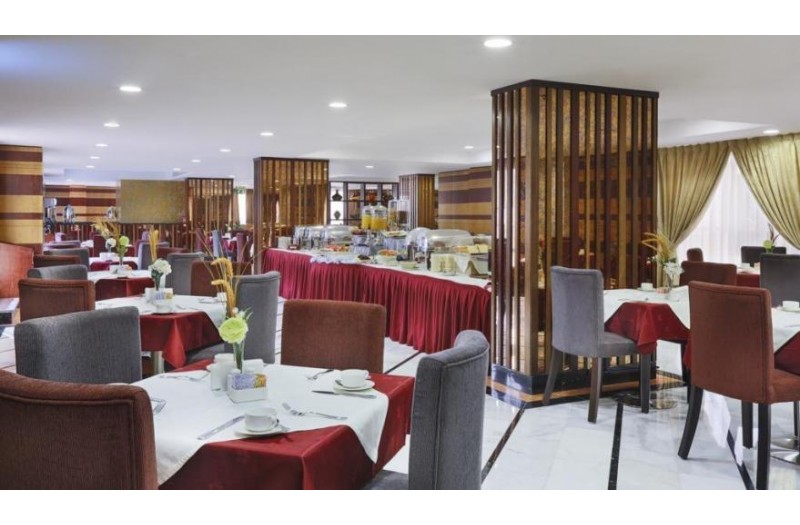 Готель Gateway Hotel, 3★