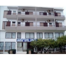 Готель Gefyra Hotel, 2★