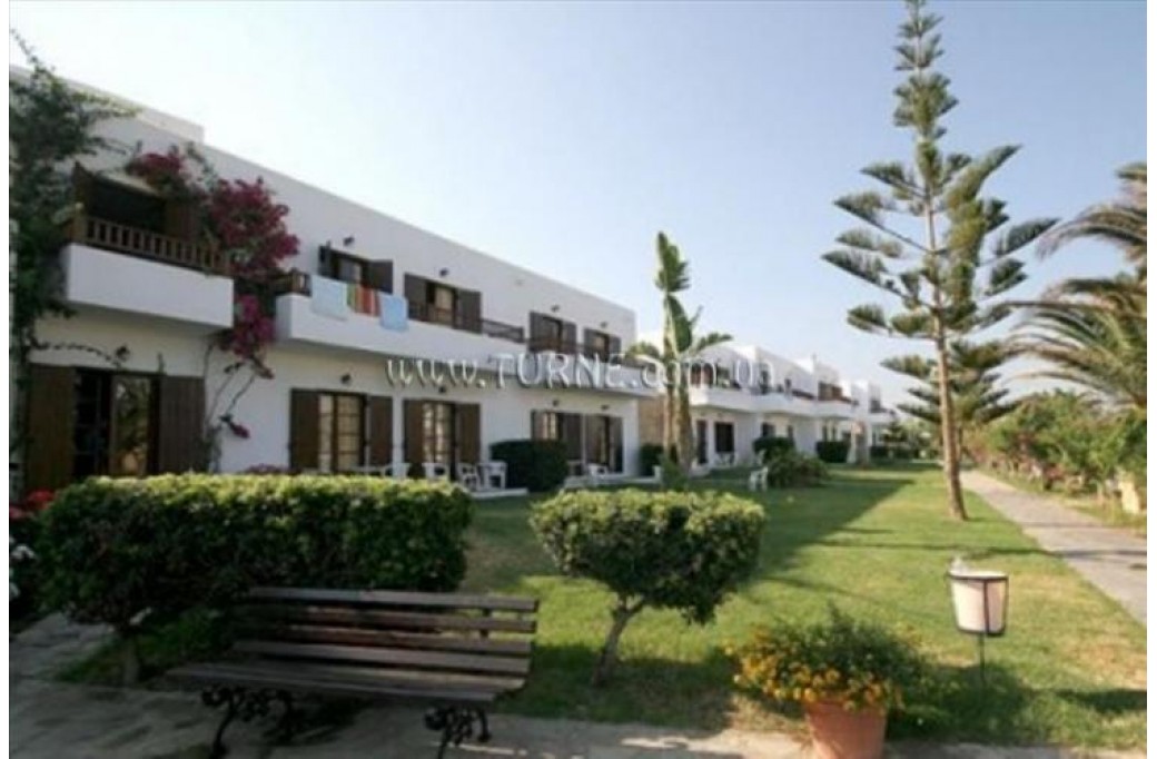 Готель Geraniotis Beach Hotel, 4★