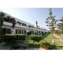 Готель Geraniotis Beach Hotel, 4★