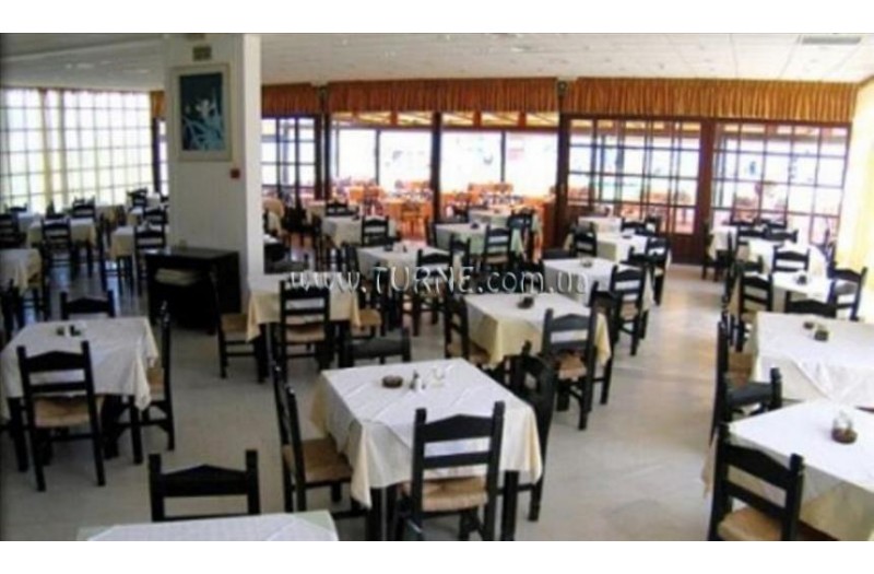 Готель Geraniotis Beach Hotel, 4★