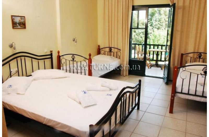 Готель Giannikos Hotel, 3★