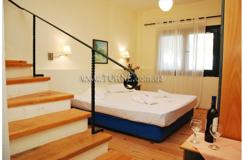 Готель Giannikos Hotel, 3★