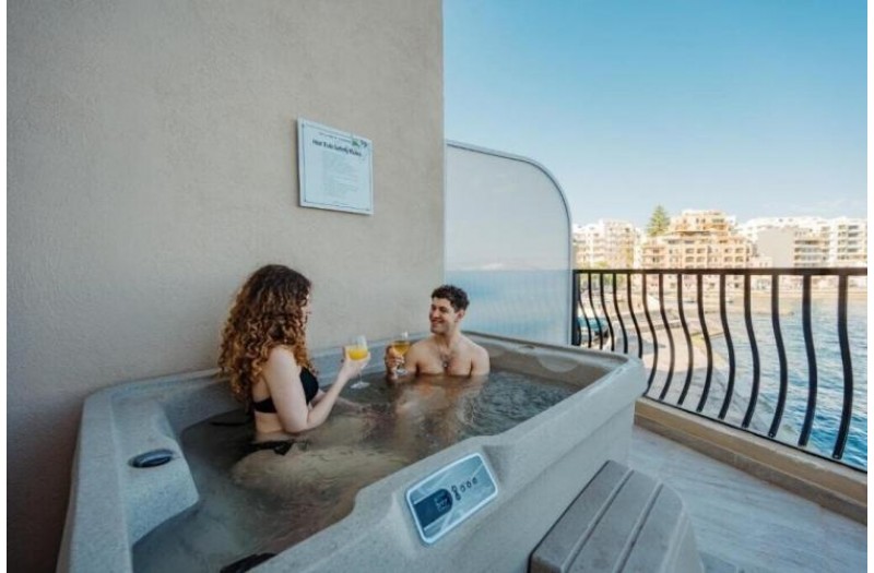 Готель Gillieru Harbour Hotel, 4★ Готель Gillieru Harbour Hotel, 4★