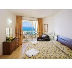 Готель Golden Coast Hotel & Bungalows, 4★