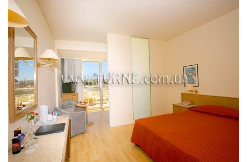 Готель Golden Coast Hotel & Bungalows, 4★ Готель Golden Coast Hotel & Bungalows, 4★