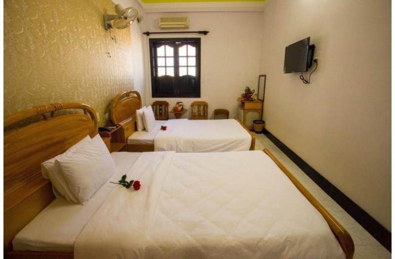 Готель Golden Tulip Hotel, 3★
