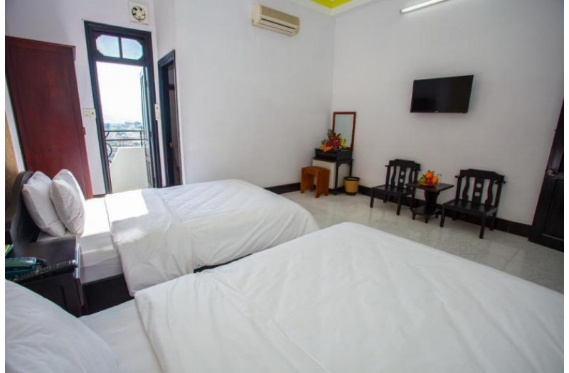 Готель Golden Tulip Hotel, 3★
