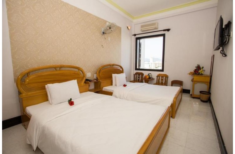 Готель Golden Tulip Hotel, 3★