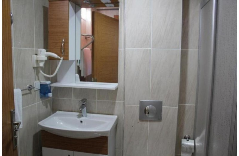 Готель Gorur Hotel, 3★ Готель Gorur Hotel, 3★
