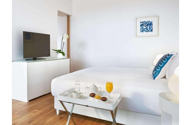 Готель Grecotel Meli Palace, 4★