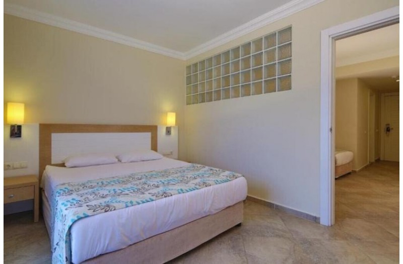 Готель Green Bay Resort & SPA, 5★